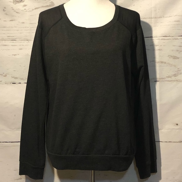 XXI Tops - XXI Black Lace Shoulder Top